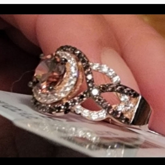 🔹️Suzy Levian🔹️Rose Sterling Silver Brown Cubic Zirconia Crossover Bridal Ring - Picture 6 of 11